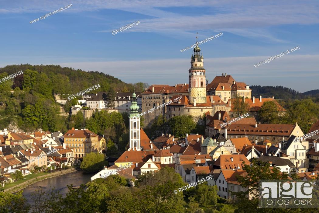 Stock Photo: View of the town and castle of Czech Krumlov, Southern Bohemia, Czech Republic.