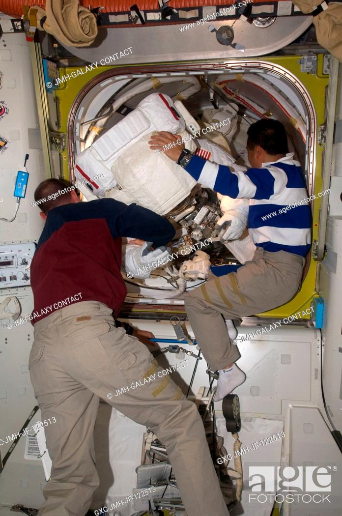 Stock Photo: Astronaut Tony Antonelli (left), STS-119 pilot; and Japan Aerospace Exploration Agency (JAXA) astronaut Koichi Wakata, Expedition 18 flight engineer.