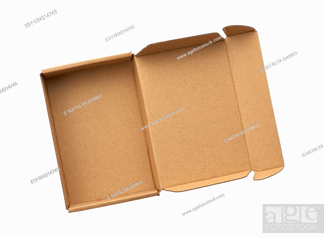 Imagen: open rectangular small brown box for transporting goods isolated on a white background, top view.