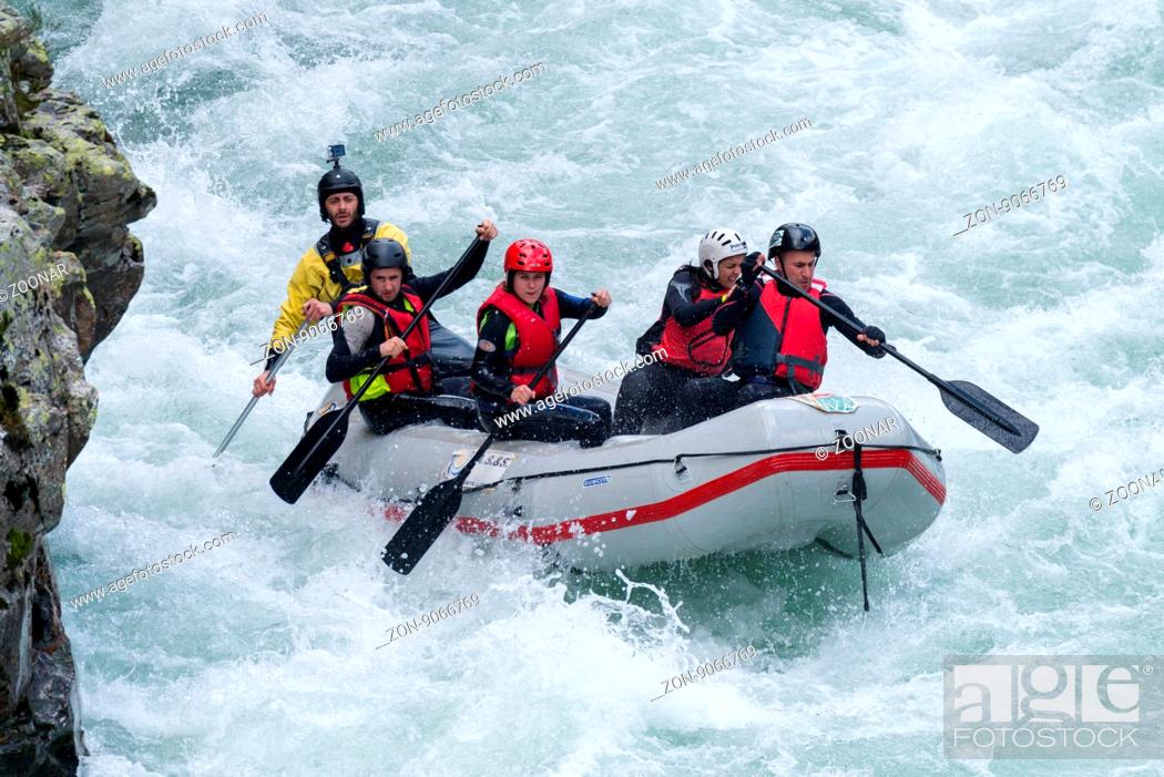 Stock Photo: Grey raft team.