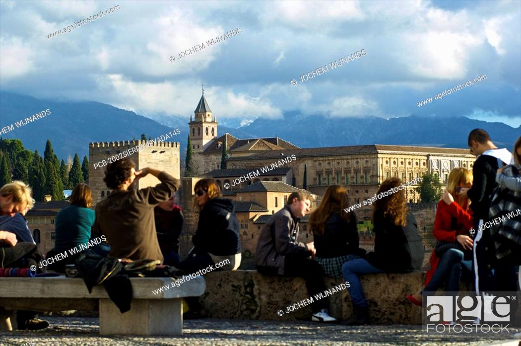 Stock Photo: Granada, mirador the San Nicolas, view on the Alhambra.