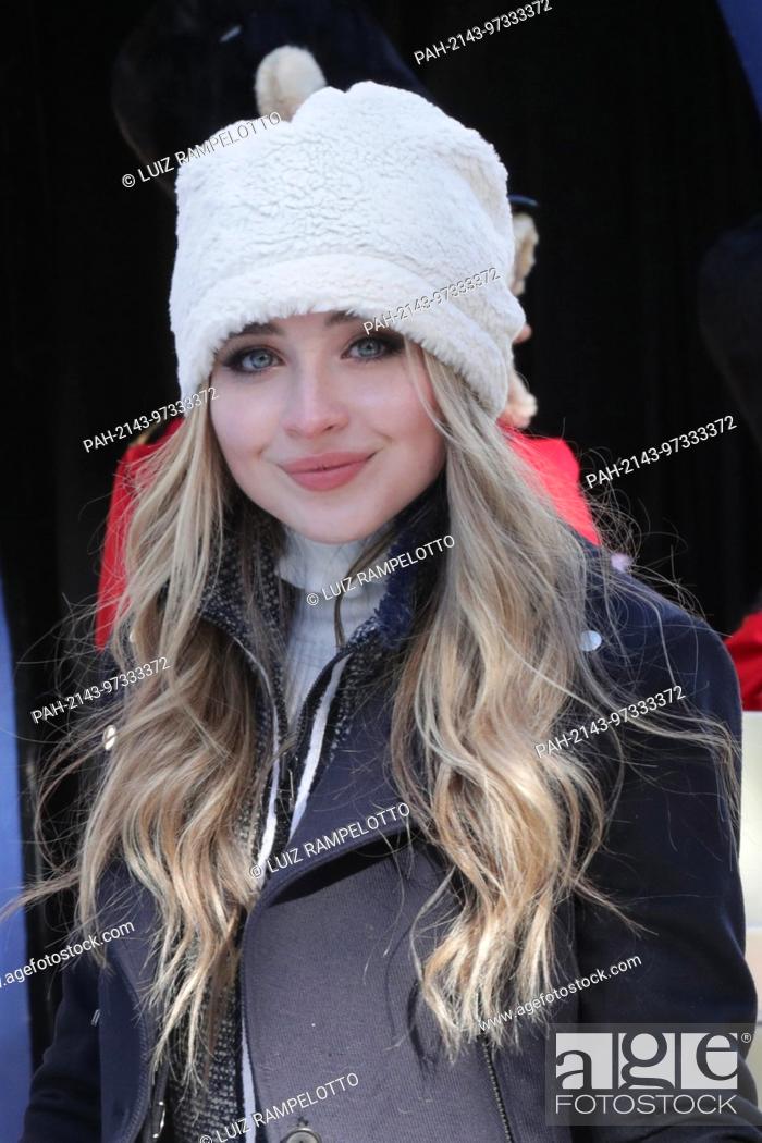 Stock Photo: Central Park West, New York, USA, November 23 2017 - Sabrina Annlynn Carpenter attends the 91st Annual Macy's Thanksgiving Day Parade today in New York City.