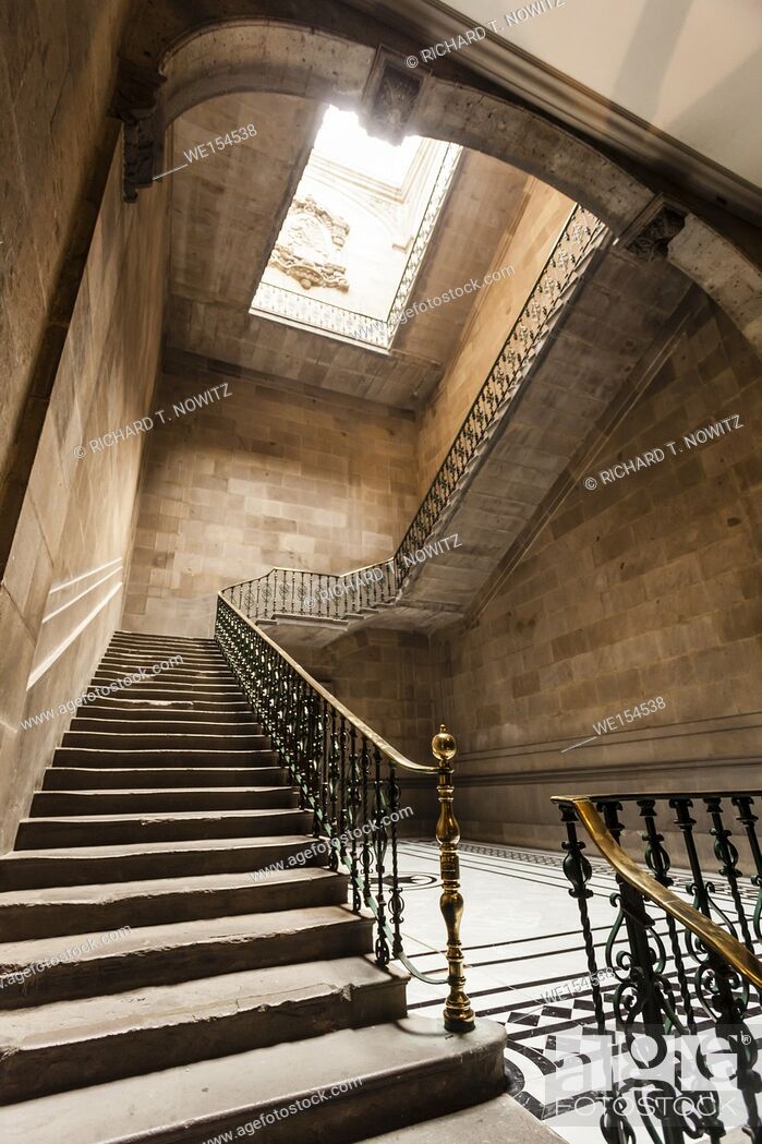 Stock Photo: Staircase in the National Palace in Mexico City, Mexico.