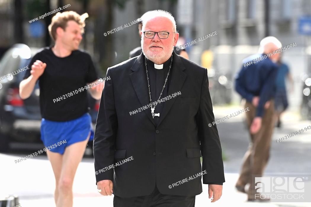 Stock Photo: 10 June 2021, Bavaria, Munich: Reinhard Cardinal Marx goes to a service at the training centre for pastoral assistants. Pope Francis has rejected the.