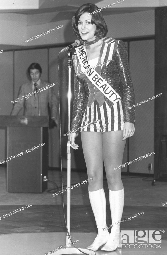 Stock Photo: Oct 9, 1974 - Tokyo, Japan - Miss American Beauty and Miss World USA 1971 KAREN BRUCENE SMITH, 23-years-old, makes a speech after winning the Miss International.