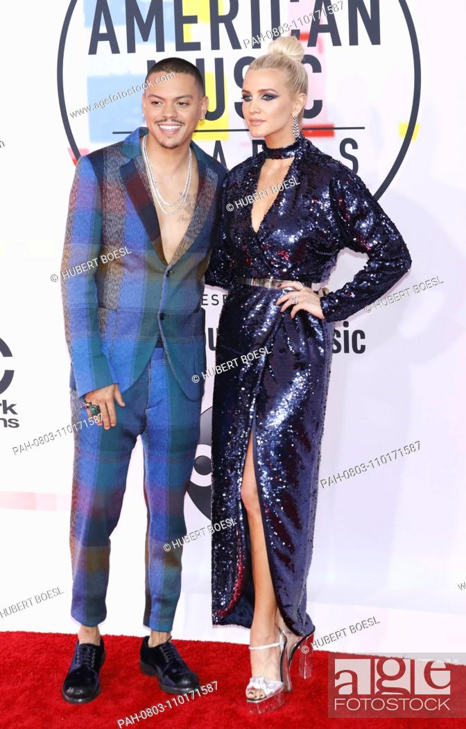 Stock Photo: Evan Ross and Ashlee Simpson attend the 2018 American Music Awards at Microsoft Theatre in Los Angeles, USA, on 09 October 2018. | usage worldwide.