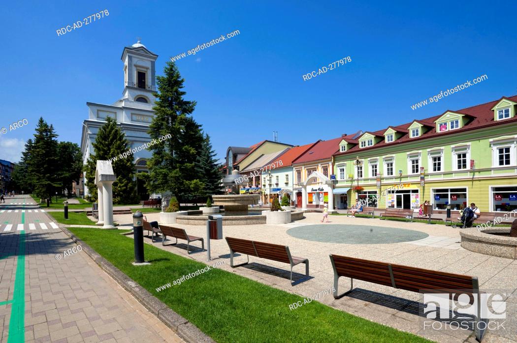 Imagen: Protestant church, Square Namestie sv. Egidiak, quarter Spisska Sobota, Poprad, Slovakia.