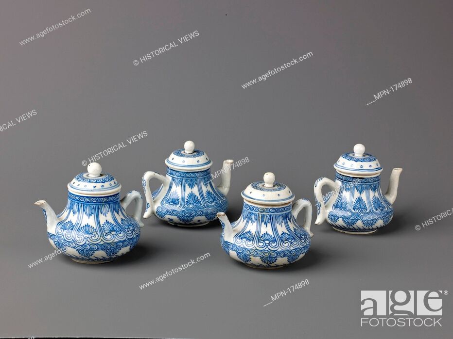Stock Photo: Small covered winepot or teapot (similar to 1975.1.1714-15 and 1975.1.1717). Artist: Chinese , Qing Dynasty, Kangxi period; Date: 1662-1772; Culture: Chinese;.