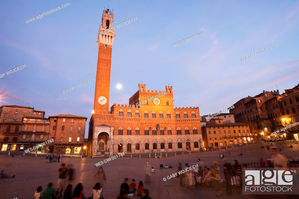 Stock Photo: Europe, Italy, Siena, People at Piazza del Campo.
