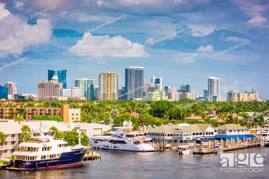 Stock Photo: Fort Lauderdale, Florida, USA skyline on the river in the afternoon.