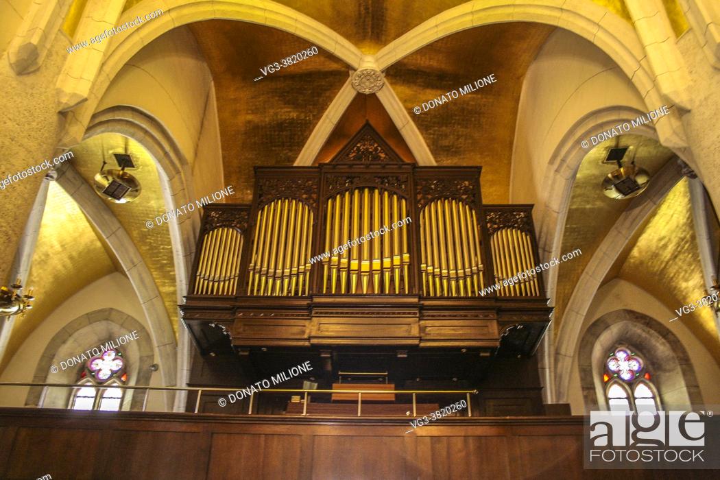 Stock Photo: Zagreb, Croatia, Republika Hrvatska, Europe. Zagreb. Church of St. Mark (Crkva sv. Marka), the interior of the church. The organ.