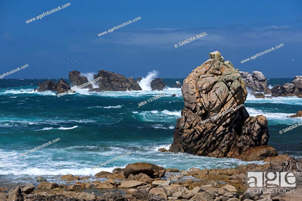 Stock Photo: Rocks at Pointe de Pern, Île d'Ouessant, France, Brittany, Finistère department.