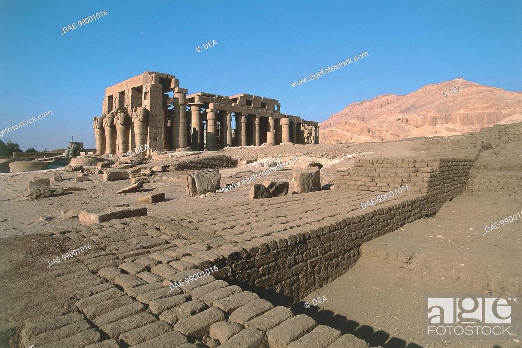 Stock Photo: Egypt - Ancient Thebes (UNESCO World Heritage List, 1979). Valley of the Kings. Funerary temple of Ramses II 'Ramesseum'.