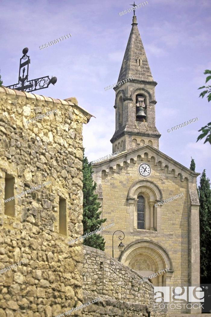 Stock Photo: Roques - sur - CÅze - church.