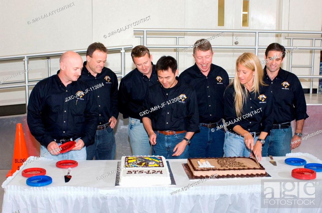 Stock Photo: The STS-124 crewmembers celebrate the end of formal crew training with a cake-cutting ceremony in the Jake Garn Simulation and Training Facility at NASA's.