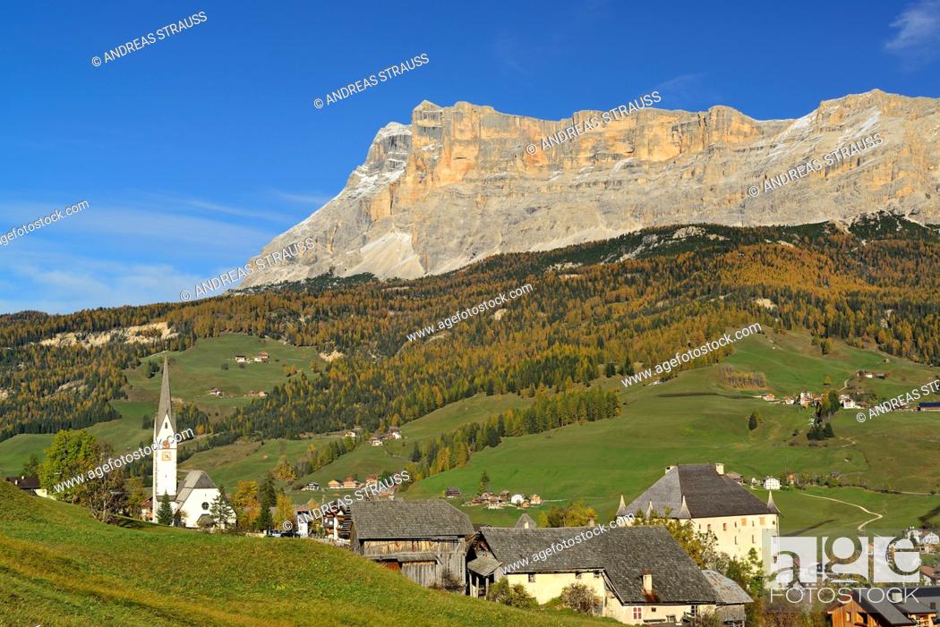 Stock Photo: La Villa, Stern in front of Heiligkreuzkofel, valley Val Badia, Dolomites, UNESCO World Heritage Site Dolomites, South Tyrol, Italy.