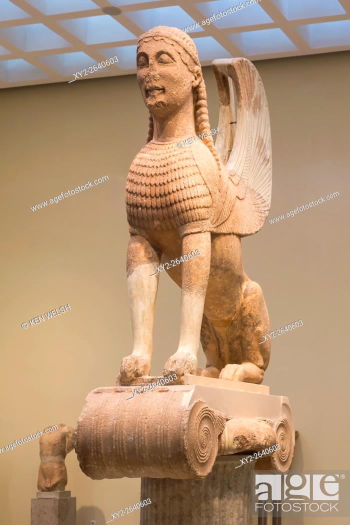 Photo de stock: Delphi, Phocis, Greece. Delphi Archaeological museum. Sphinx from the Naxian Column, dating from around 570-560 BC.