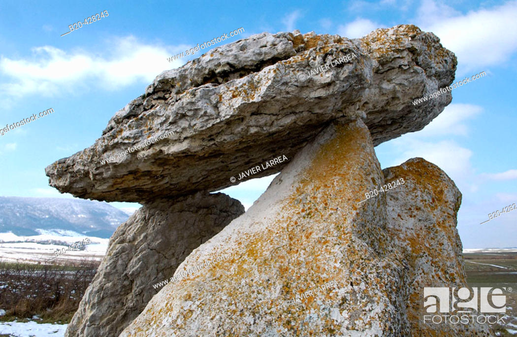 Stock Photo: Sorginetxe dolmen. Arrizala. Salvatierra. Alava. Euskadi.