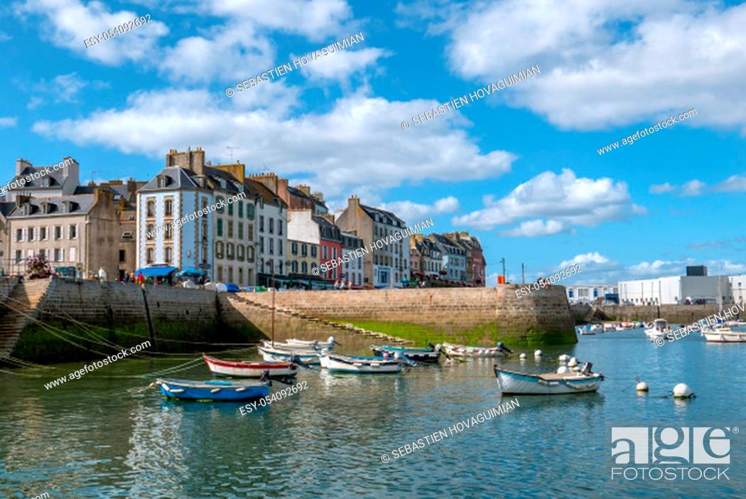 Stock Photo: a landscape of Brittany in summer, France. sea, color of this region in summer.