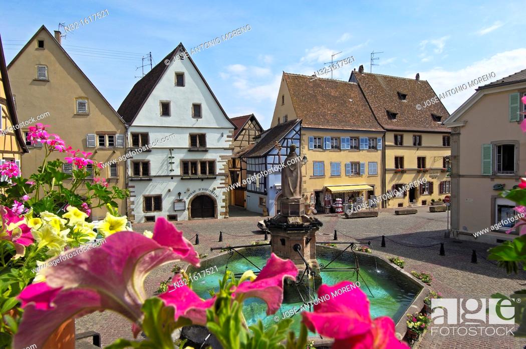 Stock Photo: Place du Chateau, Eguisheim, Alsace Wine Route, Haut-Rhin, Alsace, France, Europe.