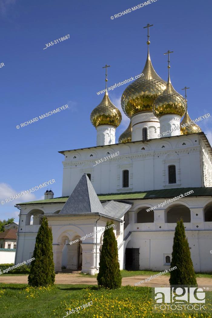 Imagen: Cathedral, Resurrection Monastery, Uglich, Golden Ring, Yaroslavl Oblast, Russia.