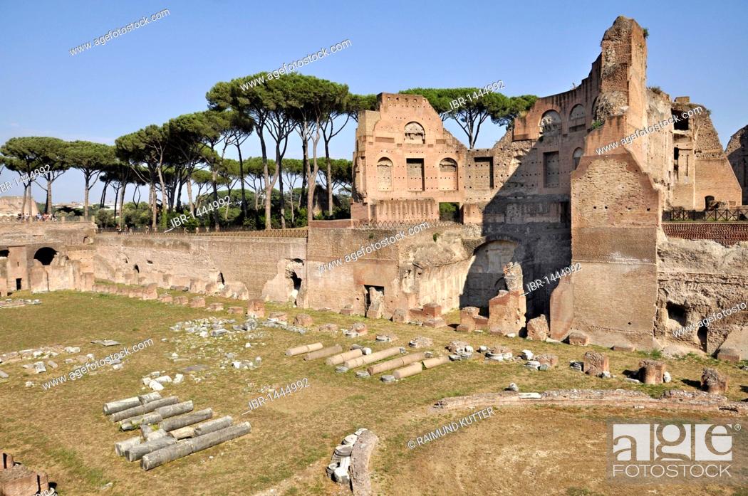 Stock Photo: Stadium, hippodrome with the emperor's loge, Domus Augustana, Palatine Hill, Rome, Lazio, Italy, Europe.