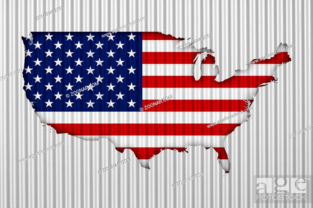 Stock Photo: Karte und Fahne der USA auf Wellblech - Map and flag of the USA on corrugated iron.