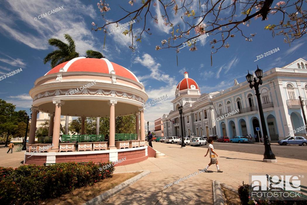 Stock Photo: View from Parque José Martí to Palacio del Gobierno, Goverment House, Cienfuegos, Cuba.