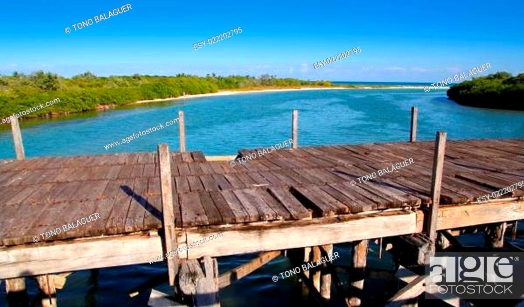 Stock Photo: aged tropical wood bridge in Sian Kaan Tulum.