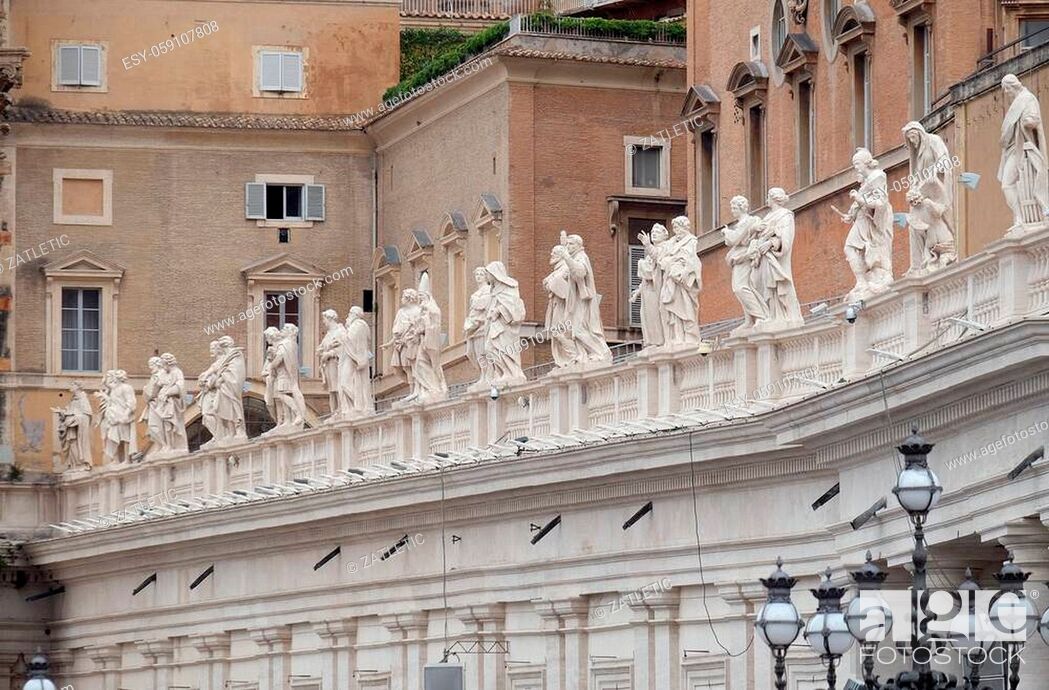 Stock Photo: Gallery of saints, fragment of colonnade of St. Peters Basilica in Vatican.