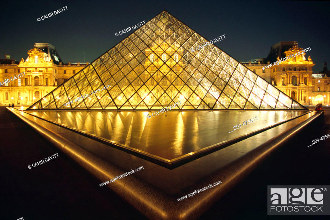 Stock Photo: The Pyramid of the Le Grand Louvre Art Gallery and Cour Napolean by night in Paris, Ile de France, France.