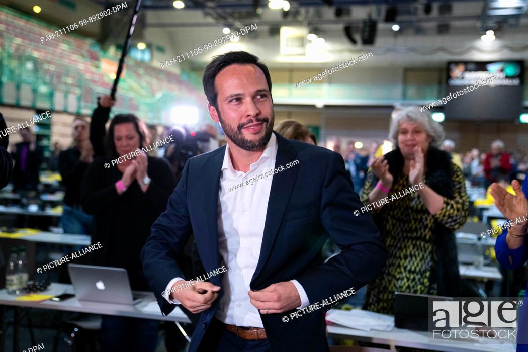 Stock Photo: 06 November 2021, Bavaria, Bayreuth: Martin Hagen, the newly elected state chairman of the FDP Bavaria, reacts to the result of his election. From 06.