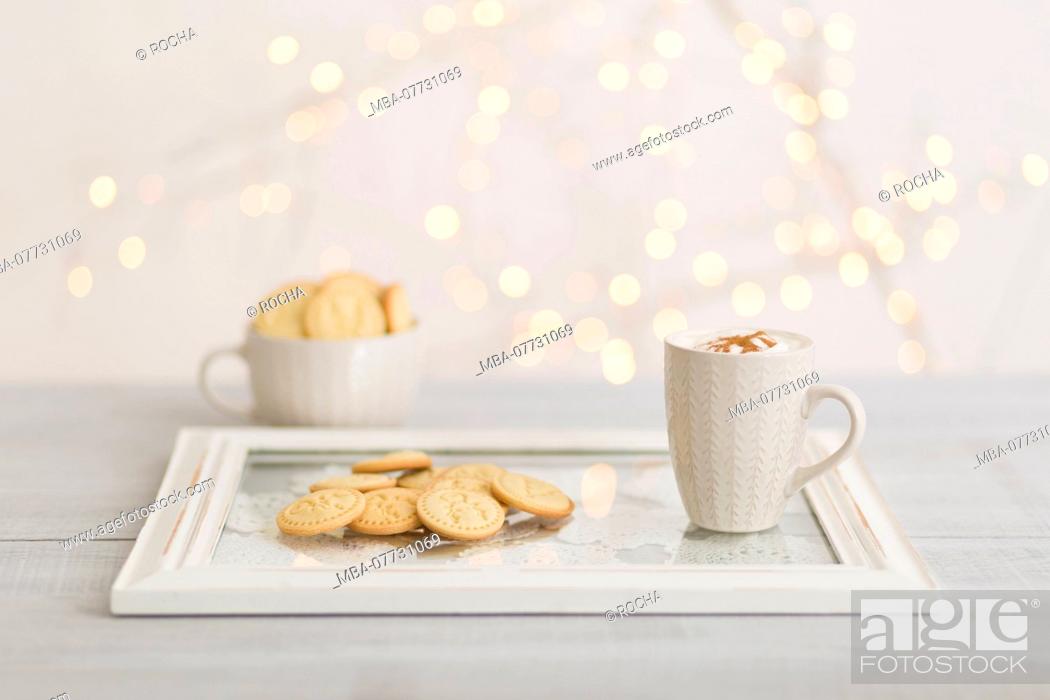 Imagen: Bowl, Christmas biscuits, table, tablet, white coffee.