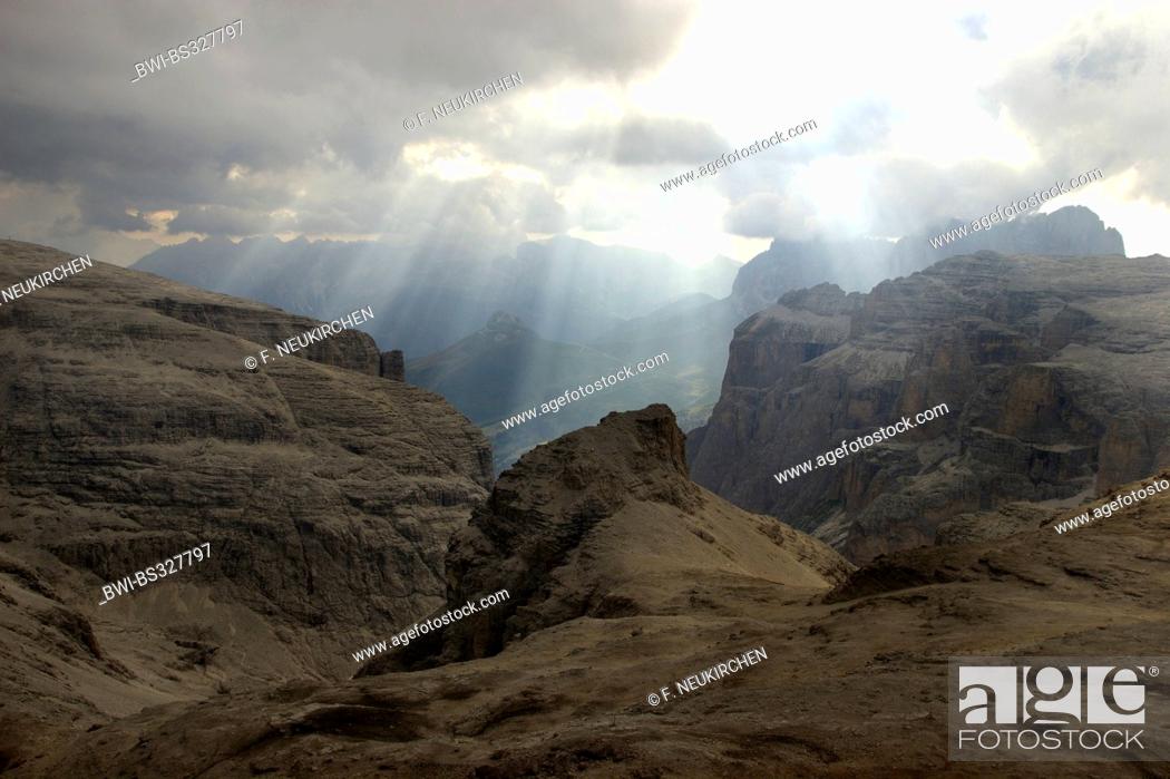 Stock Photo: sunbeams breaking through cloud cover at Piz Boe, view to Val Lasties, Italy, Dolomites.