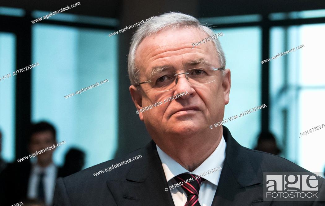 Stock Photo: Martin Winterkorn, former chairman of Volkswagen, arrives as witness at the meeting of the emission enquiry committee ('Abgas-Untersuchungsausschuss') of the.
