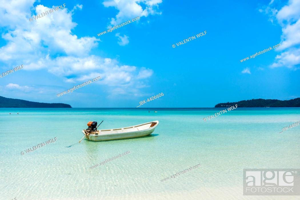 Stock Photo: Motorboat on idyllic sandy beach, turquoise sea, Saracen Bay, Koh Rong Samloem island, Krong Preah Sihanouk, Sihanoukville, Cambodia.