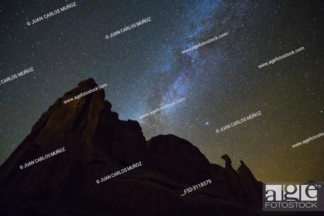 Imagen: Stars, Park Avenue, Arches National Park, Colorado Plateau, Utah, Grand County, Usa, America.
