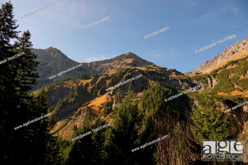 Stock Photo: The mountains in the Tannheim valley near the Vilsalpsee in Tyrol / Austria.