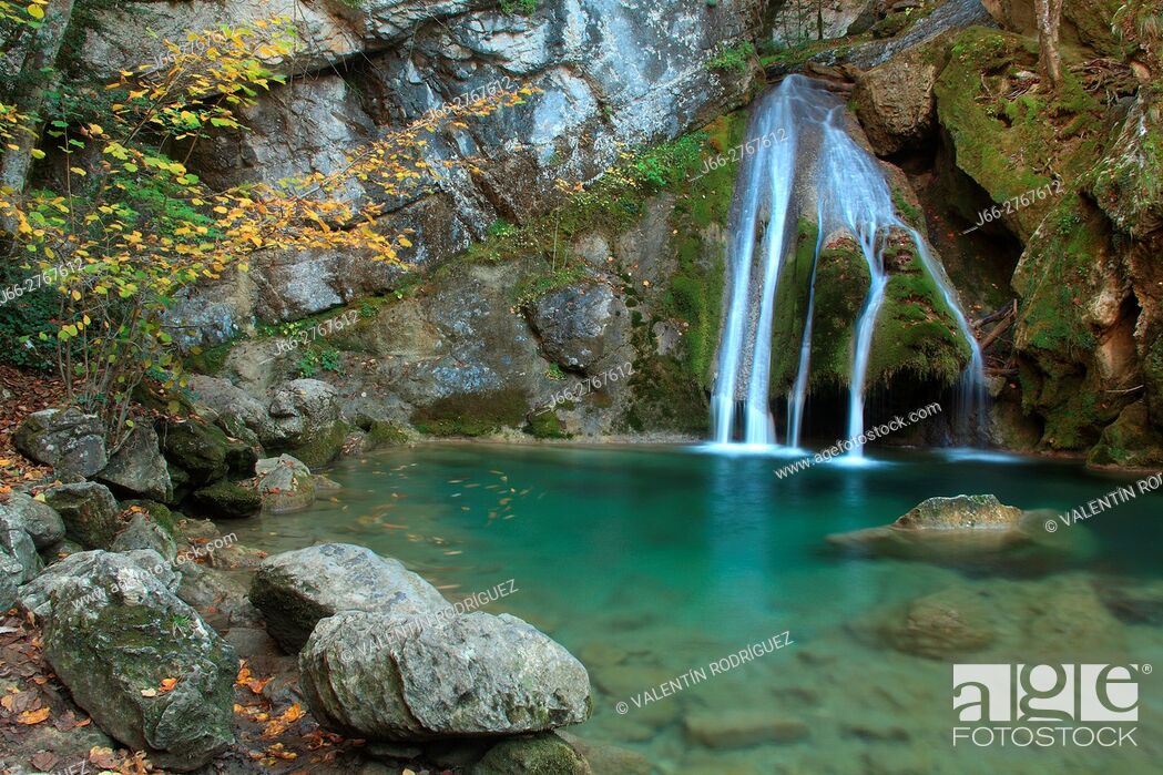 Stock Photo: Waterfall of Belabarce near of Isaba. Roncal valley. Navarra.