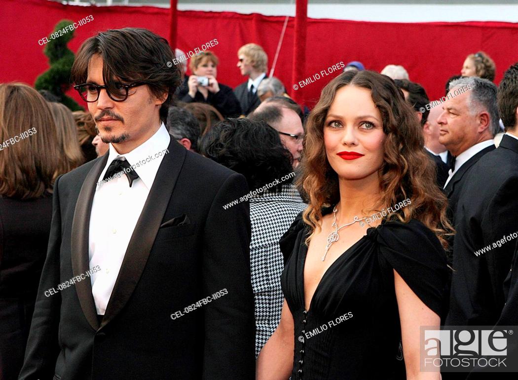 Johnny Depp, Vanessa Paradis (wearing a Chanel necklace) at arrivals for  RED CARPET - 80th Annual..., Foto de Stock, Imagen Derechos Protegidos Pic.  CEL-0824FBC-II053 | agefotostock