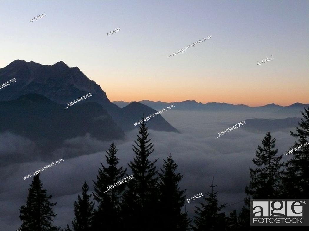Stock Photo: Highland-shaft, weather-stone-mountains, valley, fog, twilight, mountains, mountains, weather-stone, border-region, Germany, Austria, Alps-region, trees.