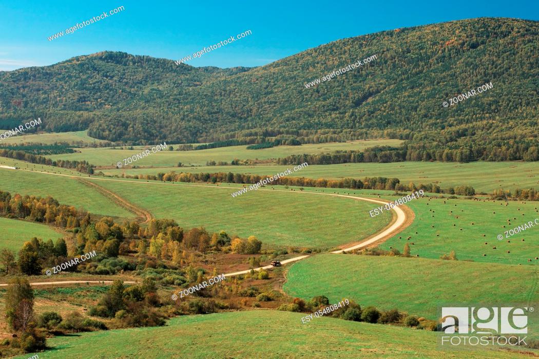 Stock Photo: Road at the mountains, horisontal panorama.