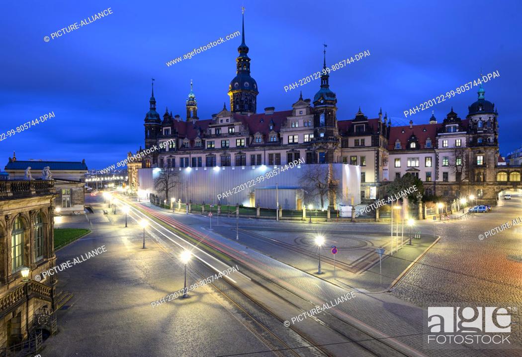 Stock Photo: 20 January 2022, Saxony, Dresden: View in the evening of the shrouded west wing facade of the Residenzschloss. Two men had broken into the Green Vault.