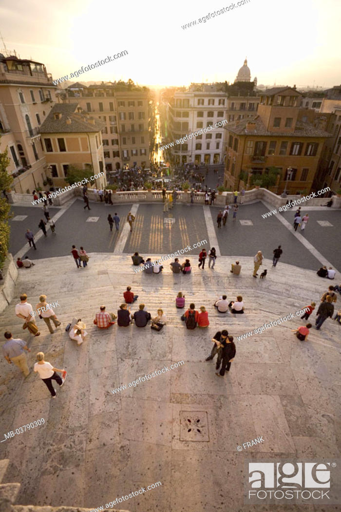 Stock Photo: Italy, Rome, Spanish stairway, Tourists, from above, sunset, Back light Free stairway, construction, historically, visitors, gaze, piazza of di Spagna.