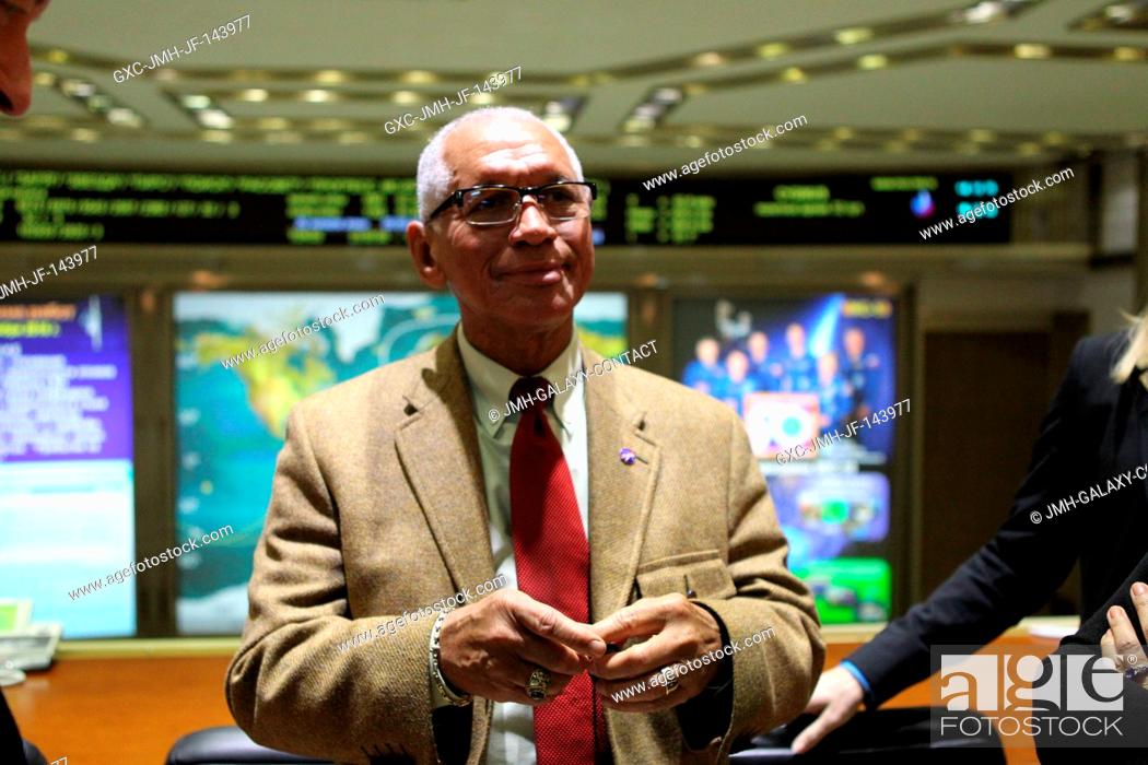 Photo de stock: At the Russian Mission Control Center in Korolev, Russia, NASA Administrator Charles Bolden poses for pictures Nov. 20 as he awaited the docking of the Soyuz.