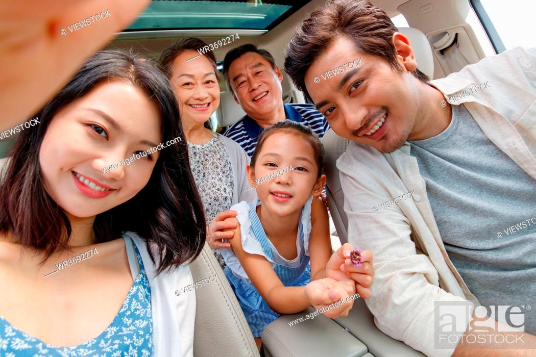 Stock Photo: Making the happiness of the family.