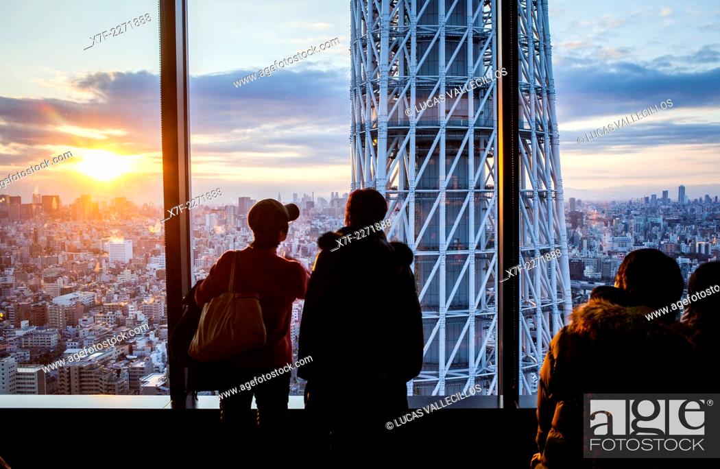 Stock Photo: Sunset, detail of Skytree tower and northern skyline of the city, Tokyo, Japan.