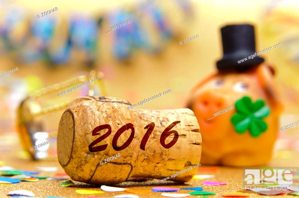 Imagen: new year 2016 with cork of champagne.