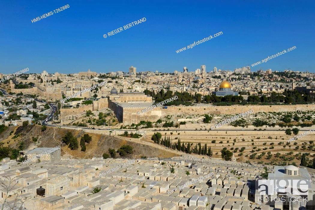 Stock Photo: Israel, Jerusalem, holy city, the old town listed as World Heritage by UNESCO, the Dome of the Rock and the El Aqsa mosque on Haram el Sharif and the Jewish.