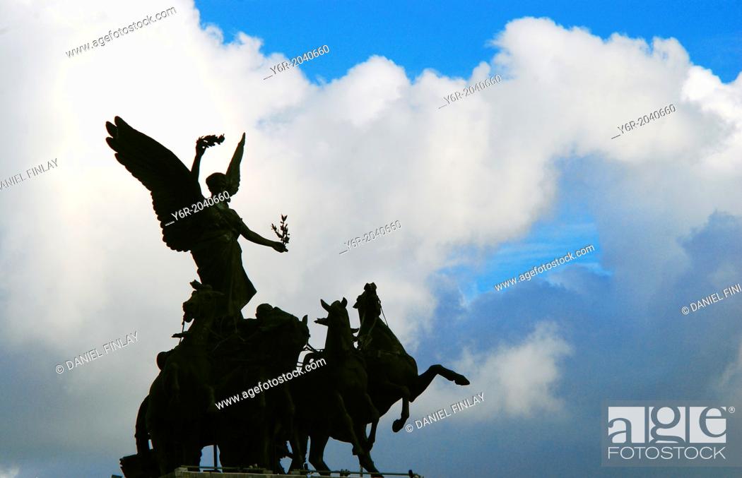 Stock Photo: Winged Victory on the Wellington Arch in the heart of London, England, on a fine day.
